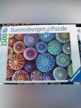Ravensburger Multicolor Circular Dot Pattern 1500-Piece Puzzle